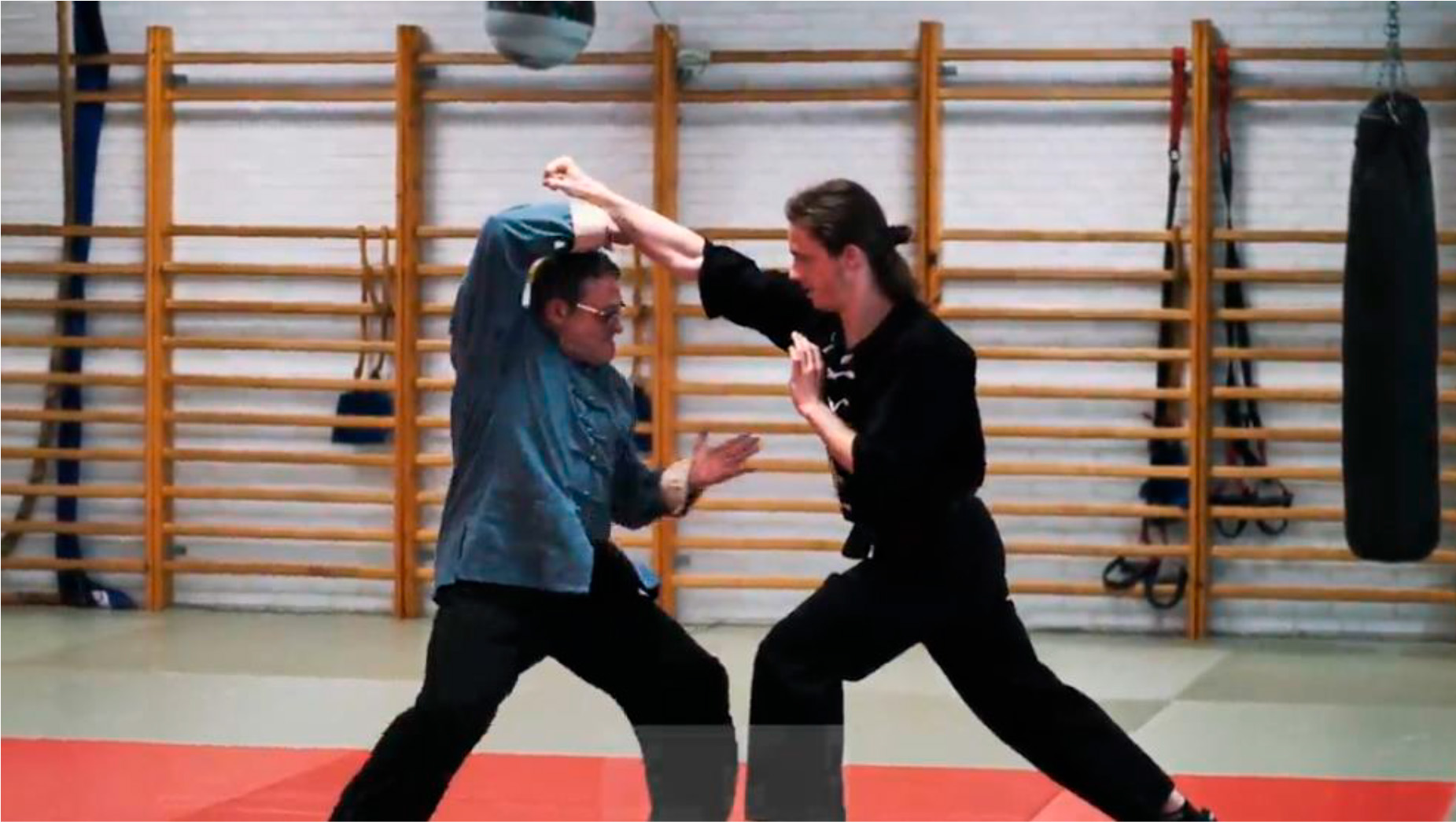 El Maestro Juan Cruz Izura galardonado como el mejor técnico masculino. Zizur Mayor 05-06-25